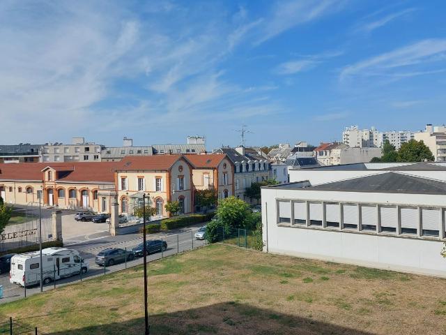 Appartement 2 pièces, 51 m² à louer à Reims 51100