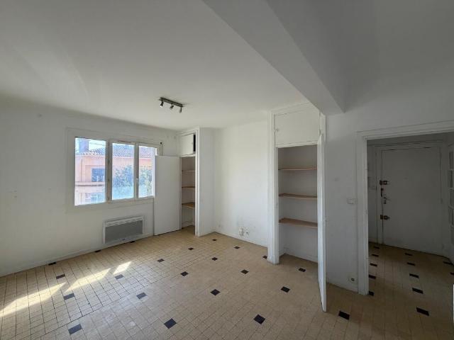 Appartement 2 pièces, 52 m² à louer à Toulon 83200