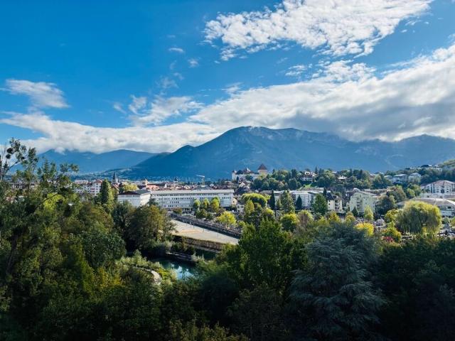 Appartement 2 pièces, 52 m² à louer à Annecy 74000