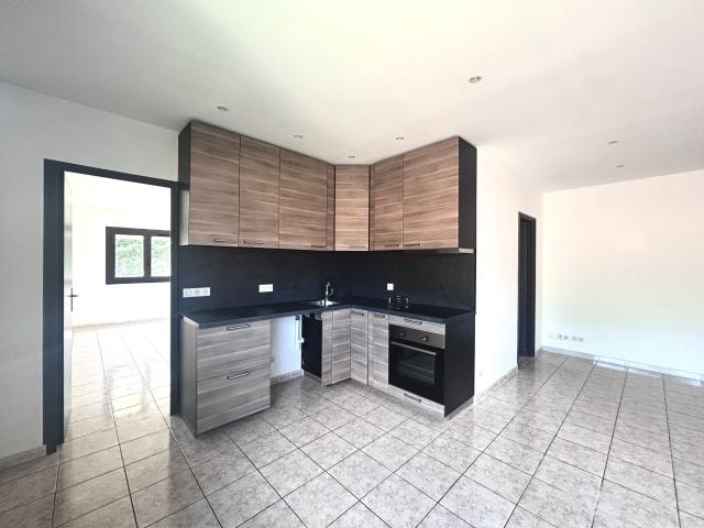 Appartement 2 pièces, 52 m² à louer à Aubagne 13400