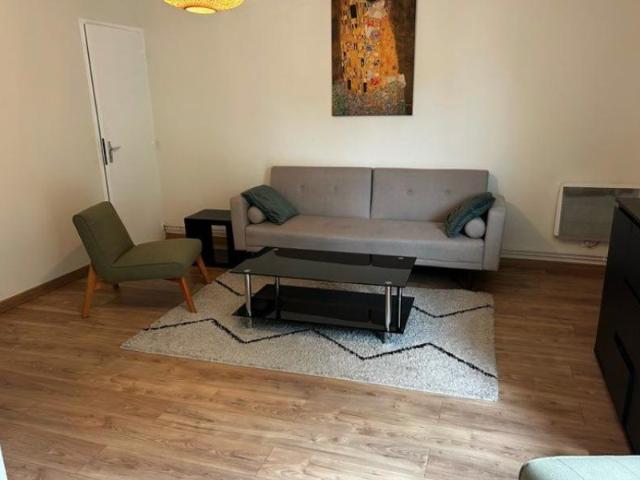 Appartement 2 pièces, 52 m² à louer à Bordeaux 33000