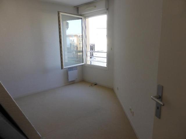 Appartement 2 pièces, 52 m² à louer à Bordeaux 33000