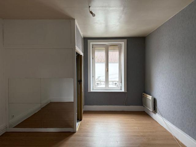 Appartement 2 pièces, 52 m² à louer à Bruyères 88600