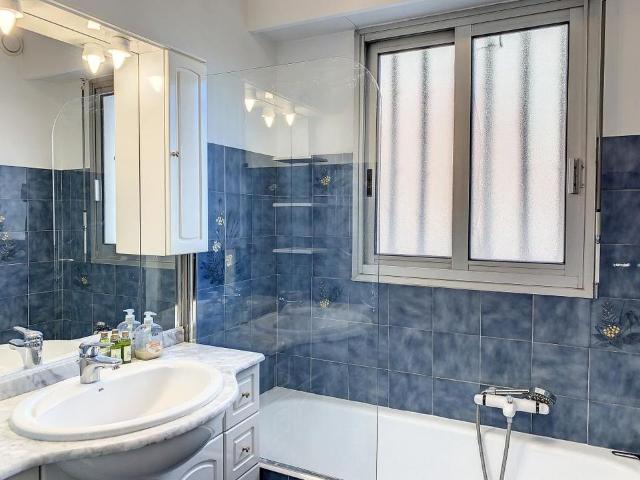 Appartement 2 pièces, 52 m² à louer à Cagnes sur Mer 06800