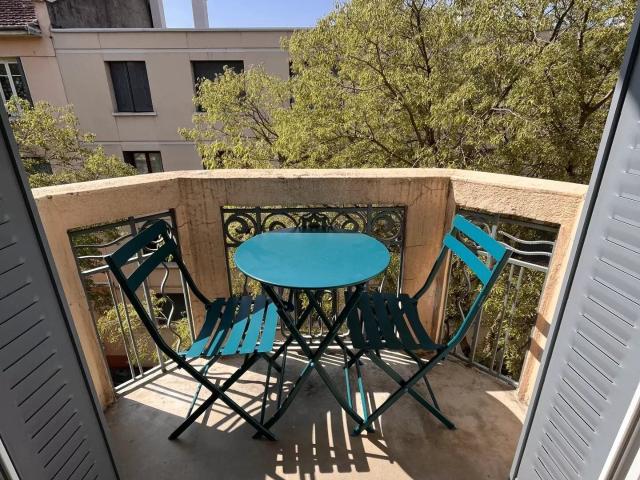 Appartement 2 pièces, 52 m² à louer à Lyon 8 69008