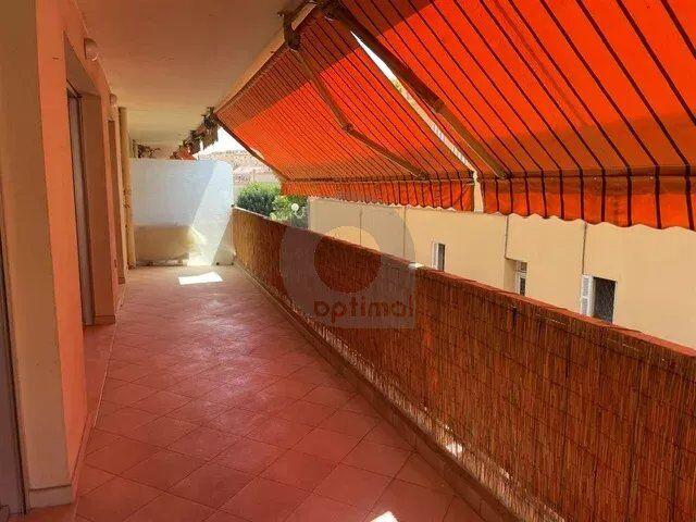Appartement 2 pièces, 52 m² à louer à Menton 06500