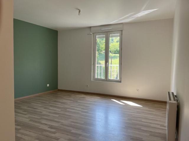 Appartement 2 pièces, 52 m² à louer à Saint Rambert en Bugey 01230