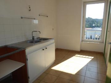 Appartement 2 pièces 52 m² LABEGUDE 07200