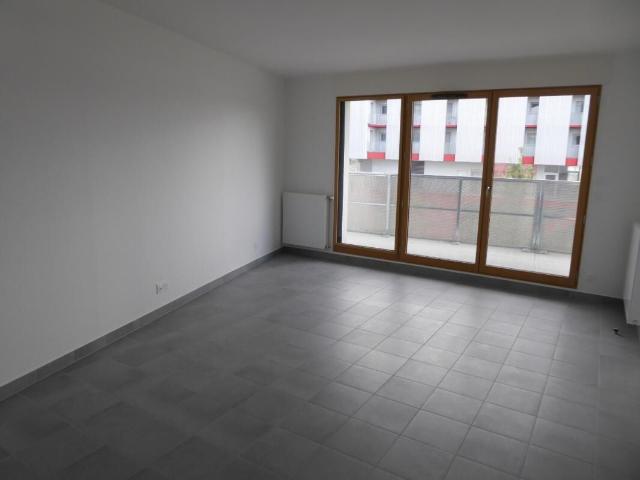 Appartement 2 pièces, 57 m² à louer à Bègles 33130