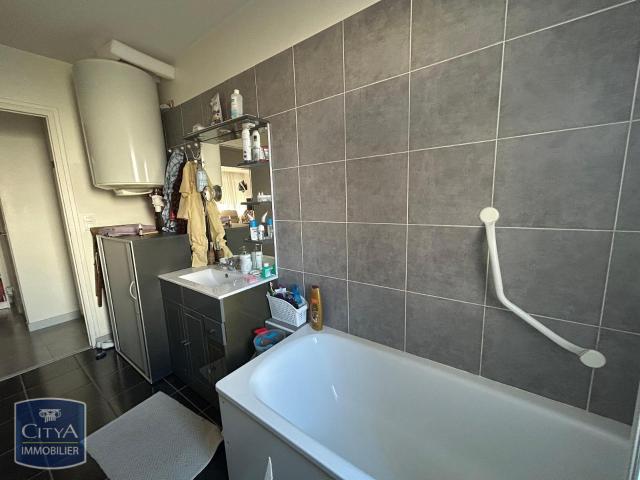 Appartement 2 pièces, 57 m² à louer à Chambéry 73000