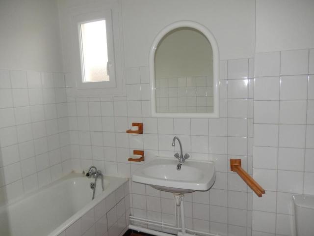 Appartement 2 pièces, 57 m² à louer à Le Puy en Velay 43000