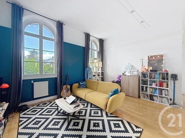 Appartement 2 pièces 57 m²