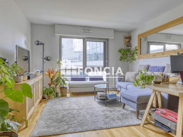Appartement 2 pièces 57 m²