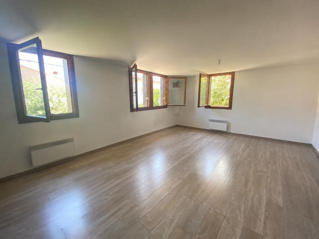 Appartement 2 pièces, 54 m² à louer à Thuir 66300