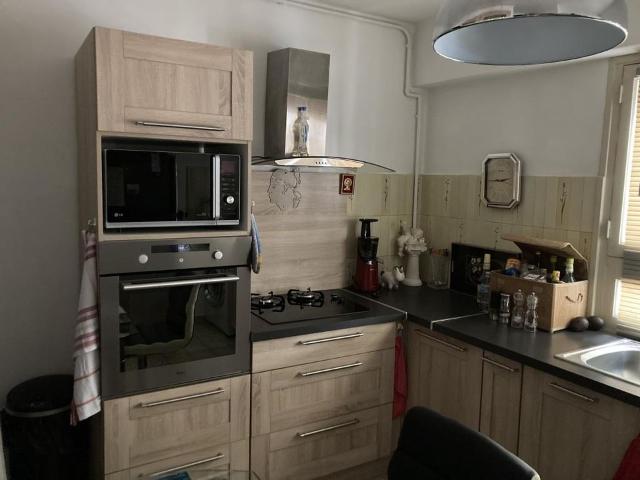 Appartement 2 pièces, 54 m² à louer à Toulon 83000