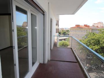 Appartement 2 pièces, 54 m² à louer à Toulon 83000