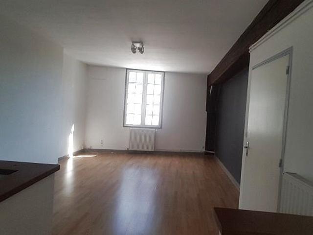 Appartement 2 pièces, 54 m² à louer à Beaugency 45190