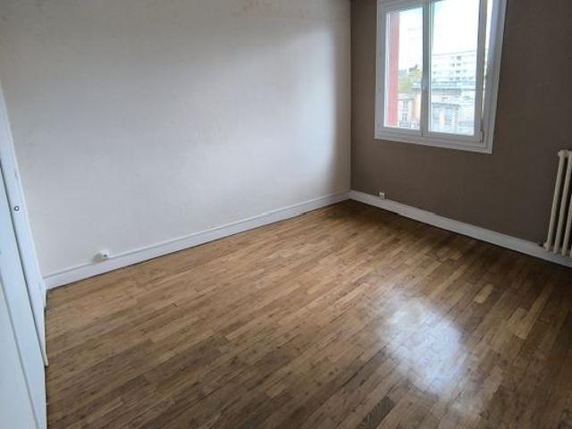 Appartement 2 pièces, 54 m² à louer à Charleville Mézières 08000