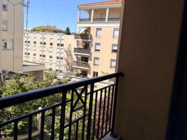 Appartement 2 pièces, 54 m² à louer à Lyon 4 69004