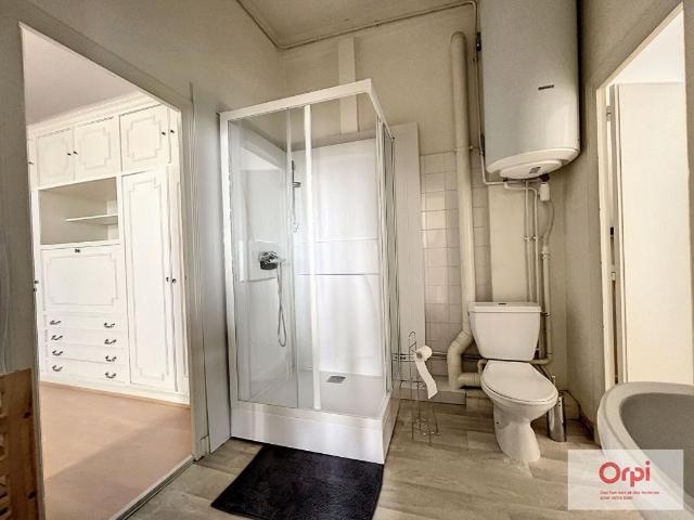 Appartement 2 pièces, 54 m² à louer à Montluçon 03100