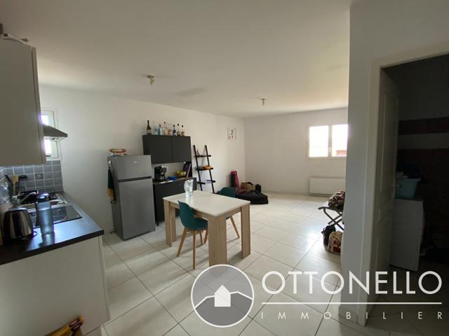Appartement 2 pièces, 54 m² à louer à Roquebrune sur Argens 83520