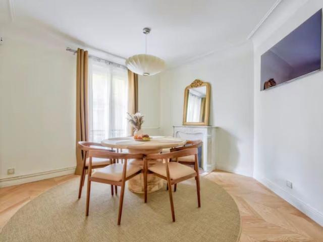Appartement 2 pièces, 55 m² à louer à Paris 16 75016