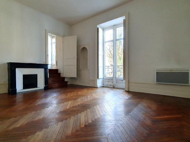 Appartement 2 pièces 55 m²