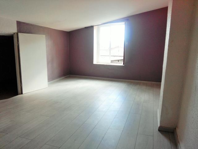 Appartement 2 pièces, 56 m² à louer à Couzon au Mont d'Or 69270