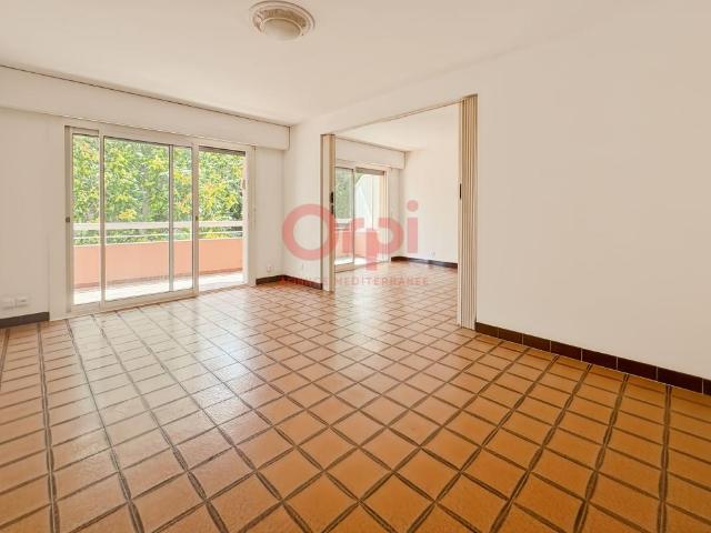 Appartement 2 pièces, 56 m² à louer à Fréjus 83600
