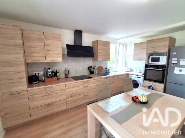 Appartement 2 pièces, 56 m² à louer à Orvilliers 78910