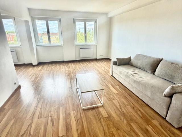 Appartement 2 pièces, 56 m² à louer à Strasbourg 67100