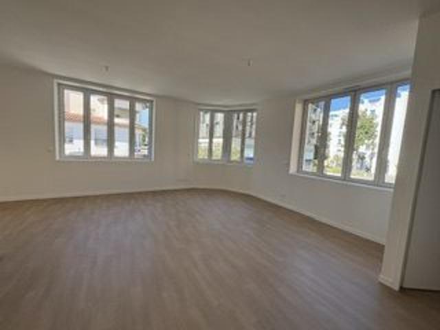 Appartement 2 pièces 56 m²
