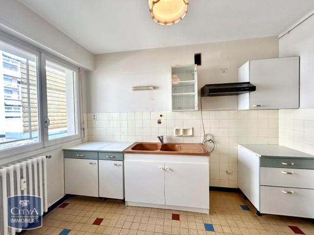 Appartement 2 pièces, 58 m² à louer à Chambéry 73000