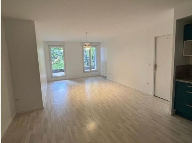 Appartement 2 pièces, 58 m² à louer à Drancy 93700