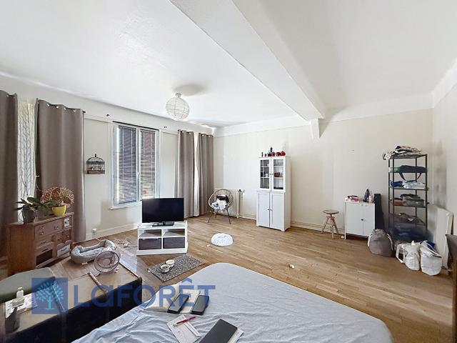 Appartement 2 pièces, 59 m² à louer à Conches en Ouche 27190