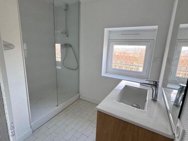 Appartement 2 pièces, 59 m² à louer à Mazamet 81200