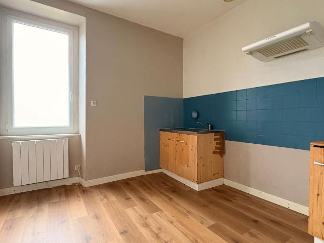 Appartement 2 pièces, 60 m² à louer à Cransac les Thermes 12110