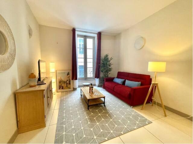 Appartement 2 pièces, 60 m² à louer à Nîmes 30000