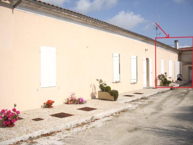 Appartement 2 pièces, 60 m² à louer à Réaux sur Trèfle 17500