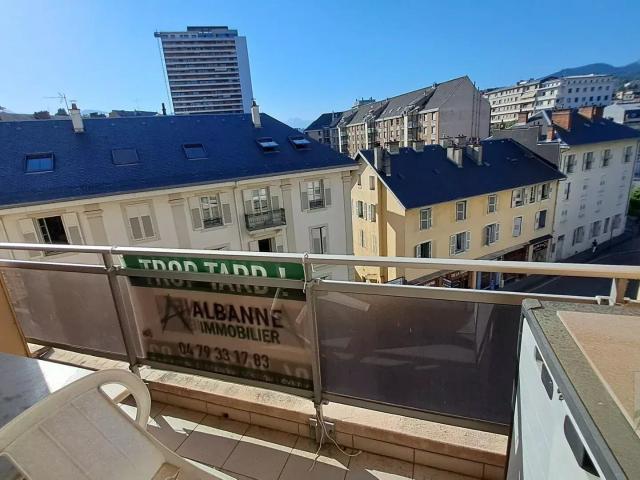 Appartement 2 pièces, 61 m² à louer à Chambéry 73000