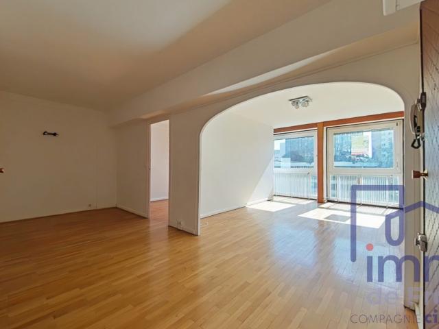 Appartement 2 pièces 61 m²