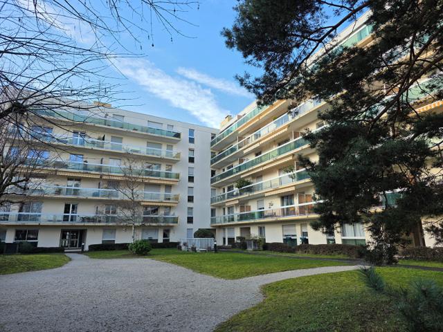 Appartement 2 pièces 61 m²