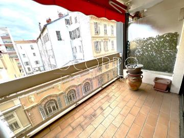 Appartement 2 pièces 61 m²