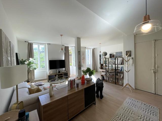 Appartement 2 pièces 61 m²