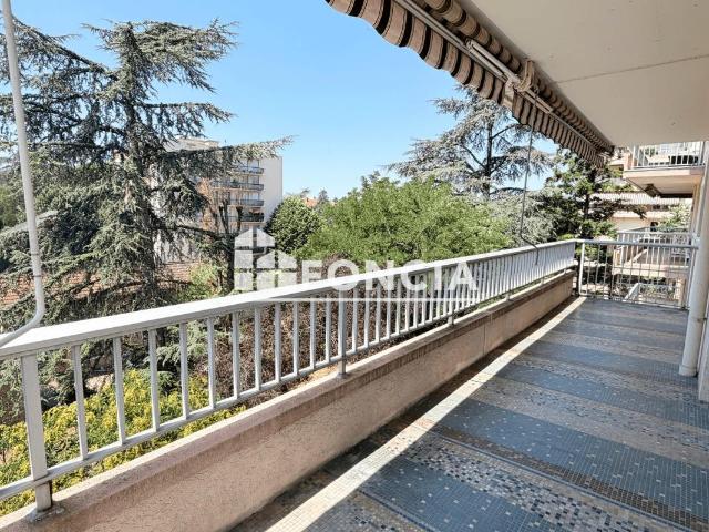 Appartement 2 pièces 61 m²