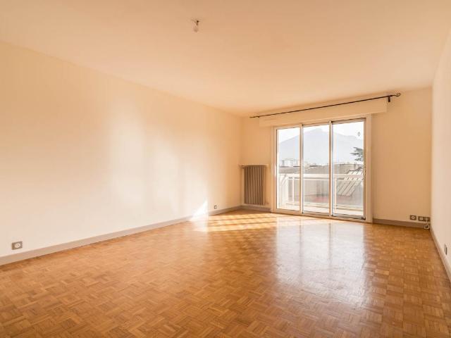 Appartement 2 pièces 61 m²