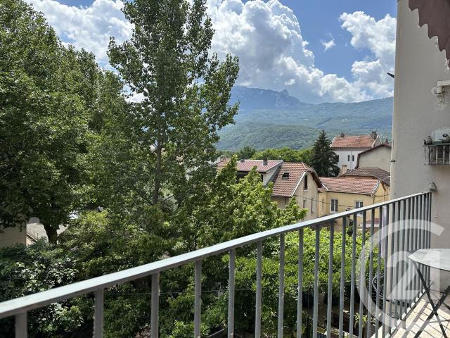 Appartement 2 pièces 61 m²