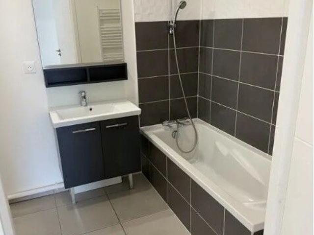 Appartement 2 pièces, 62 m² à louer à Bordeaux 33000