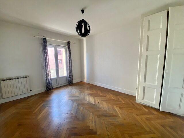 Appartement 2 pièces, 62 m² à louer à Gaillard 74240