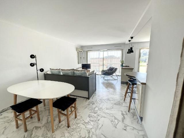 Appartement 2 pièces, 62 m² à louer à Mougins 06250